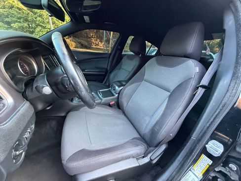 Used 2015 Dodge Charger SE w/ Sport Appearance Group RWD image 28