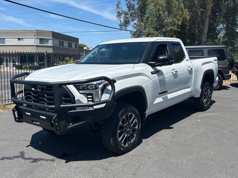 Used 2024 Toyota Tundra Limited w/ TRD Off-Road Package AWD/4WD image 23