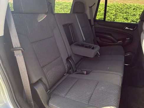Used 2016 Chevrolet Tahoe LS RWD image 28