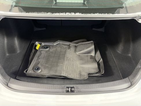 Used 2024 Toyota Corolla LE image 13