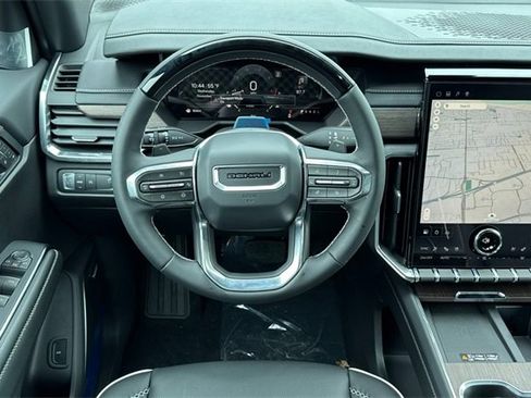 New 2026 GMC Acadia Denali image 16