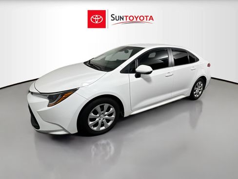 Used 2024 Toyota Corolla LE FWD image 9