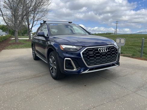 Used 2023 Audi Q5 2.0T Premium Plus w/ Premium Plus Package image 2