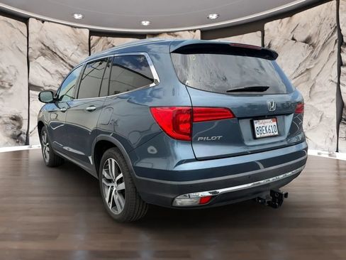 Used 2017 Honda Pilot Touring image 8
