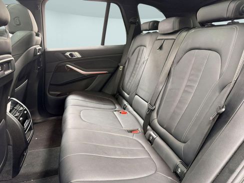Used 2022 BMW X5 xDrive40i w/ Premium Package image 25