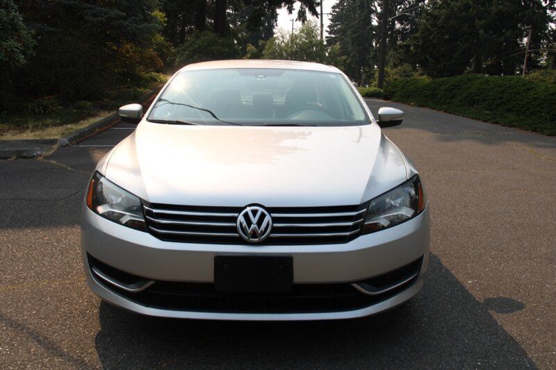 Used 2014 Volkswagen Passat 2.5 S FWD image 9
