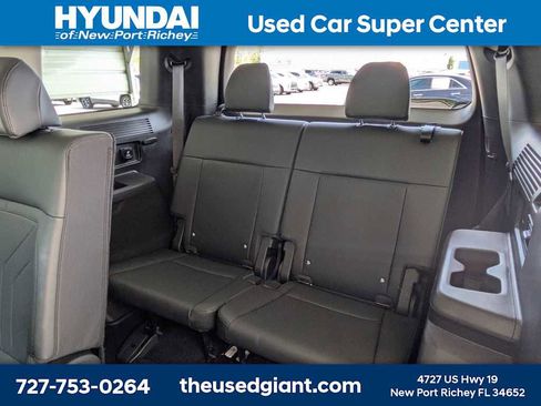 Used 2024 Hyundai Santa Fe XRT image 17