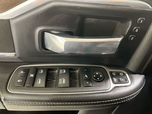 Used 2023 RAM 2500 Laramie AWD/4WD image 13