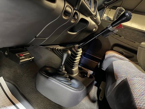 Used 1998 Dodge Ram 2500 Truck 4x4 Quad Cab image 37