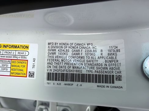 Used 2025 Honda Civic Sport image 29