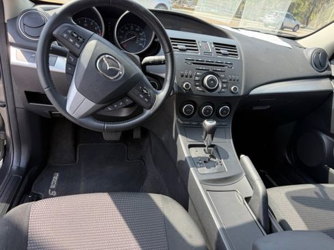Used 2013 MAZDA MAZDA3 i Touring FWD image 19