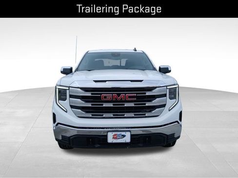 New 2026 GMC Sierra 1500 SLE w/ Preferred Package AWD/4WD image 8