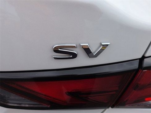 Used 2024 Nissan Sentra SV image 12