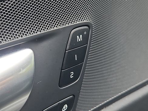 Used 2024 Volvo XC60 B5 Core w/ Climate Package image 10