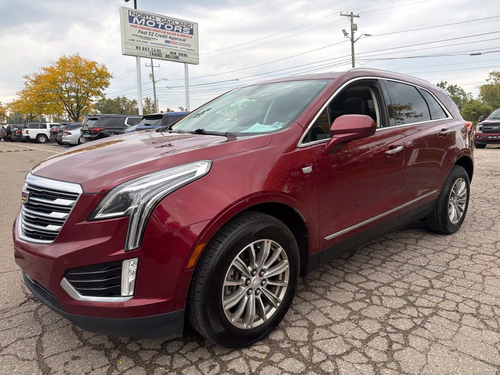 Used 2017 Cadillac XT5 Luxury w/ Driver Awareness Package AWD/4WD image 1