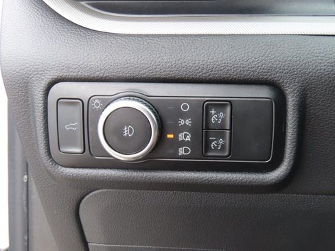 Used 2023 Ford Explorer XLT w/ Equipment Group 202A RWD image 28