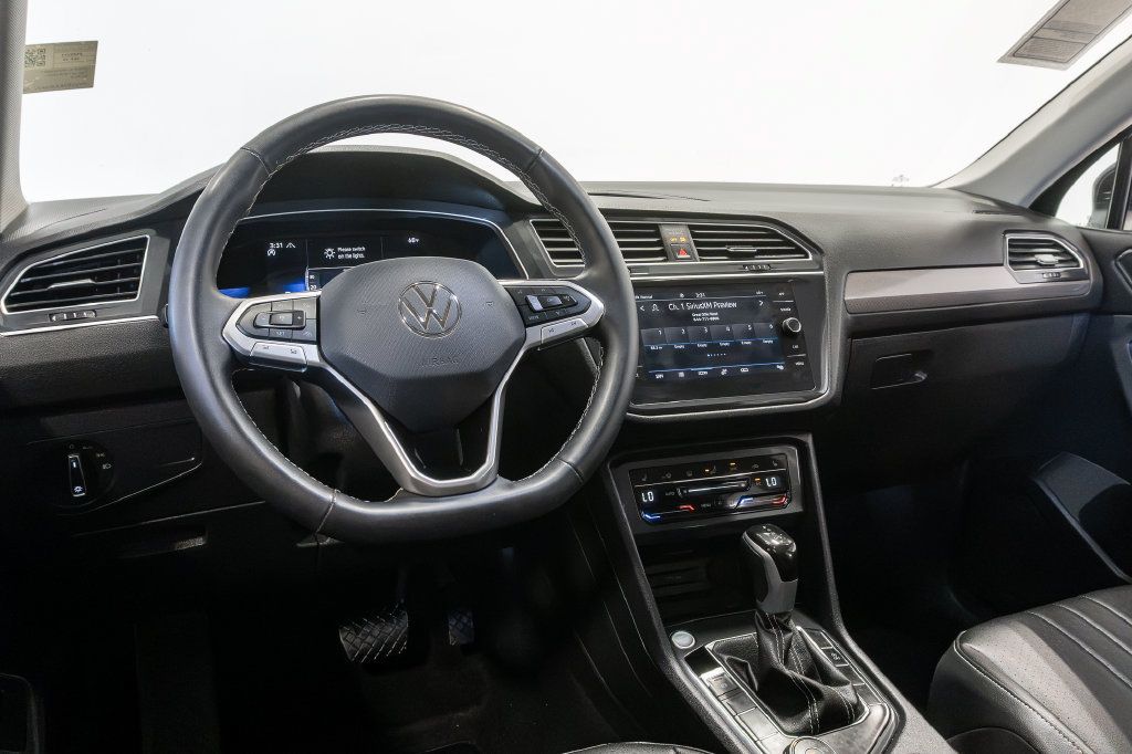 Used 2024 Volkswagen Tiguan SE AWD/4WD image 7