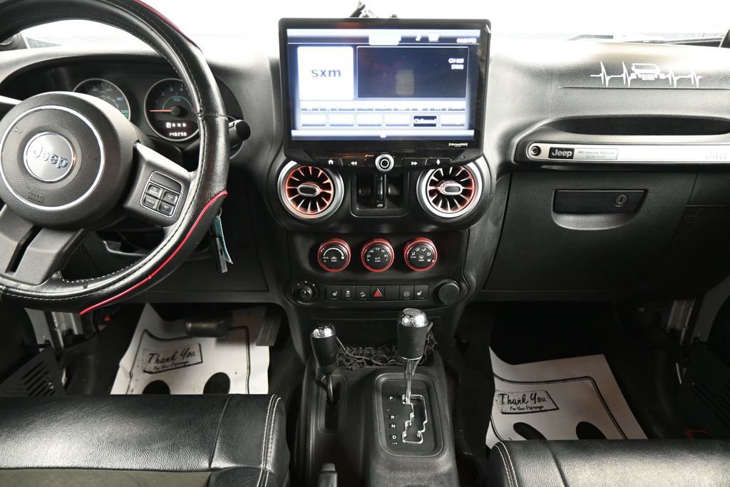 Used 2012 Jeep Wrangler Unlimited Rubicon AWD/4WD image 18