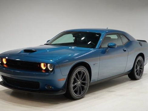 Used 2022 Dodge Challenger GT w/ Plus Package image 3