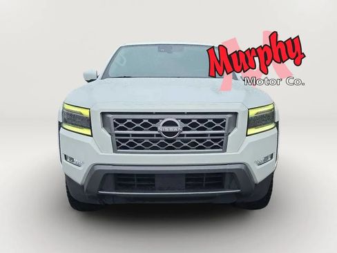 Used 2022 Nissan Frontier SV w/ SV Premium Package RWD image 4