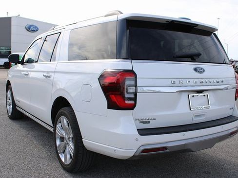 Used 2024 Ford Expedition Max Platinum image 11