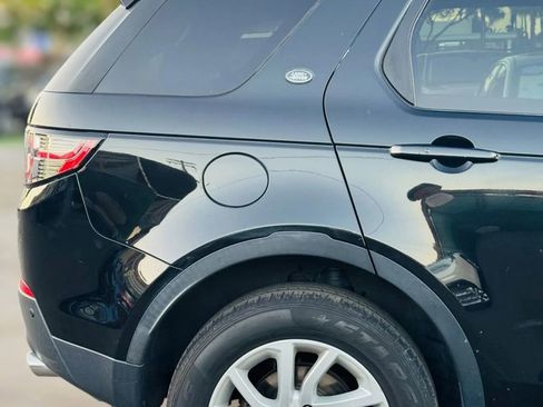 Used 2016 Land Rover Discovery Sport HSE image 7