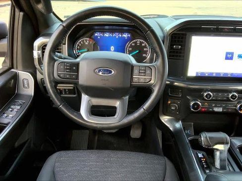 Certified 2022 Ford F150 XLT w/ Equipment Group 302A High image 5