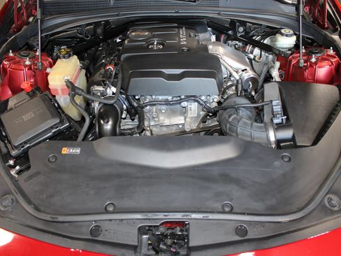Used 2018 Cadillac CTS Luxury RWD image 38