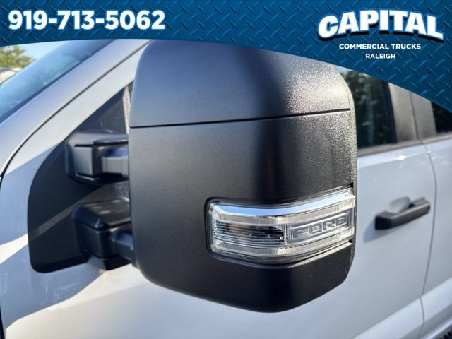 New 2026 Ford F550 4x4 Crew Cab image 14