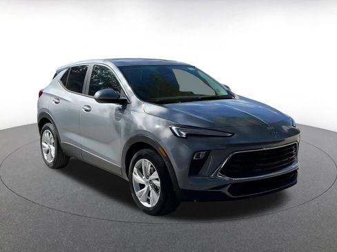 Used 2025 Buick Encore GX Preferred image 3