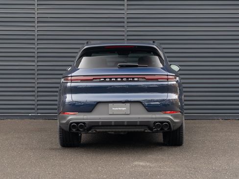 New 2026 Porsche Cayenne image 7