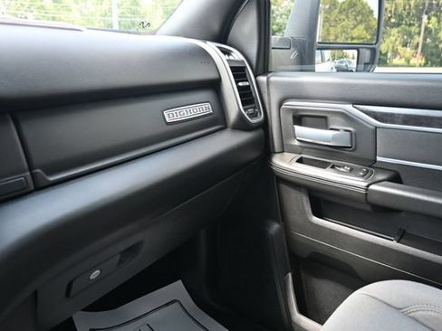Used 2024 RAM 2500 Big Horn AWD/4WD image 27