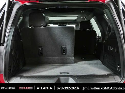 Used 2025 GMC Yukon Elevation AWD/4WD image 29