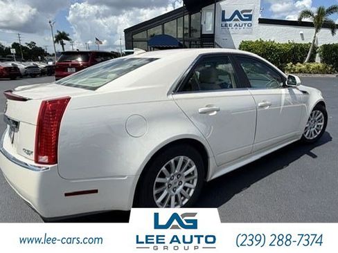 Used 2012 Cadillac CTS Luxury RWD image 2