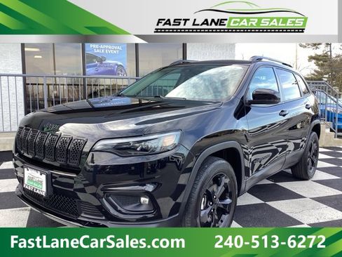 Used 2021 Jeep Cherokee Latitude Plus image 1