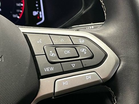 Used 2023 Volkswagen Taos SEL image 26