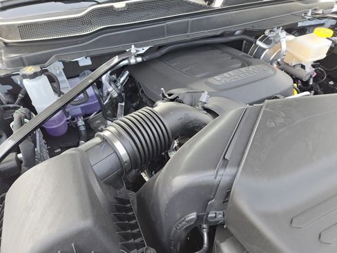 New 2026 RAM 2500 Tradesman w/ Chrome Appearance Group image 20