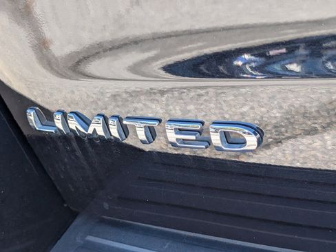 Used 2024 Ford Expedition Max Limited image 9