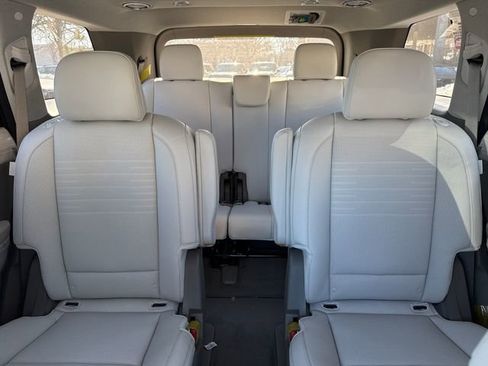 New 2026 Hyundai Palisade Limited image 28