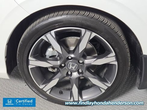 Used 2025 Honda Civic Sport Touring image 9