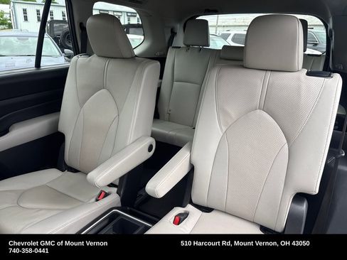 Used 2024 Toyota Grand Highlander FWD image 25
