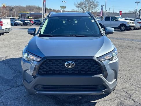 Used 2022 Toyota Corolla Cross LE w/ Moonroof Package image 22