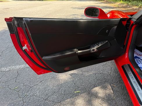 Used 2012 Chevrolet Corvette Grand Sport w/ 2LT Preferred Equipment Group RWD image 47