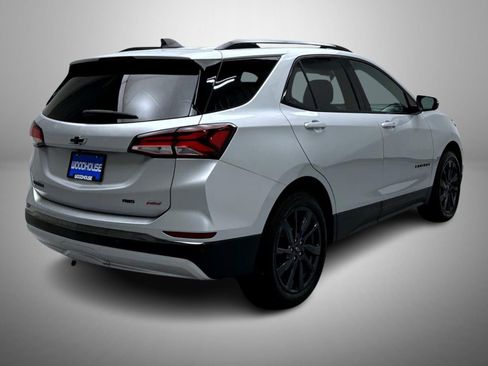 Used 2022 Chevrolet Equinox RS w/ Infotainment Package image 5