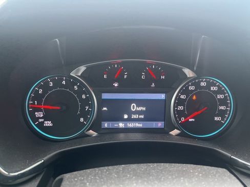 Certified 2024 Chevrolet Equinox Premier image 10