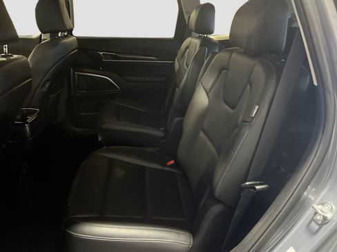 Used 2025 Kia Telluride S AWD/4WD image 23