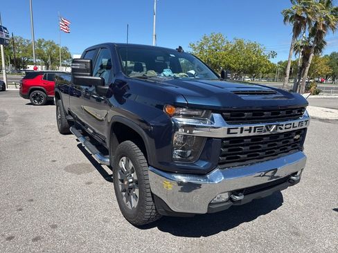 Used 2022 Chevrolet Silverado 2500 LT w/ Convenience Package image 10