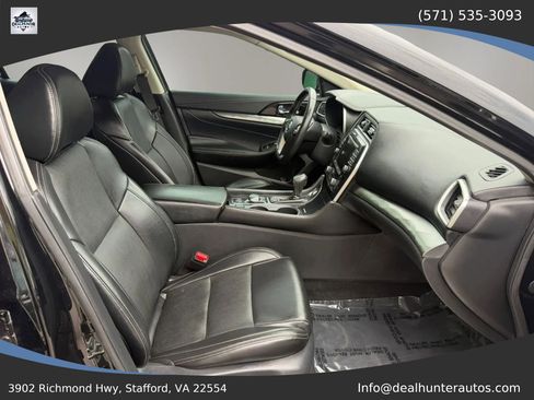 Used 2021 Nissan Maxima 3.5 SV w/ Floor Mat Group FWD image 15