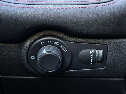 Used 2024 Dodge Durango GT image 23