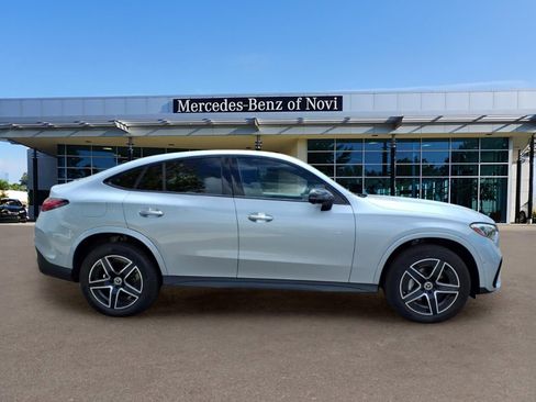Certified 2025 Mercedes-Benz GLC 300 4MATIC image 6